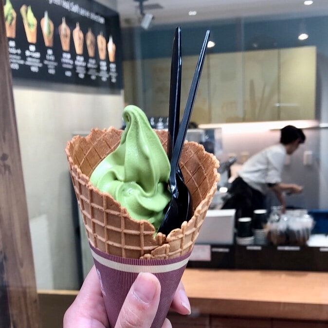 10 Matcha Desserts to try in Japan halicopter away