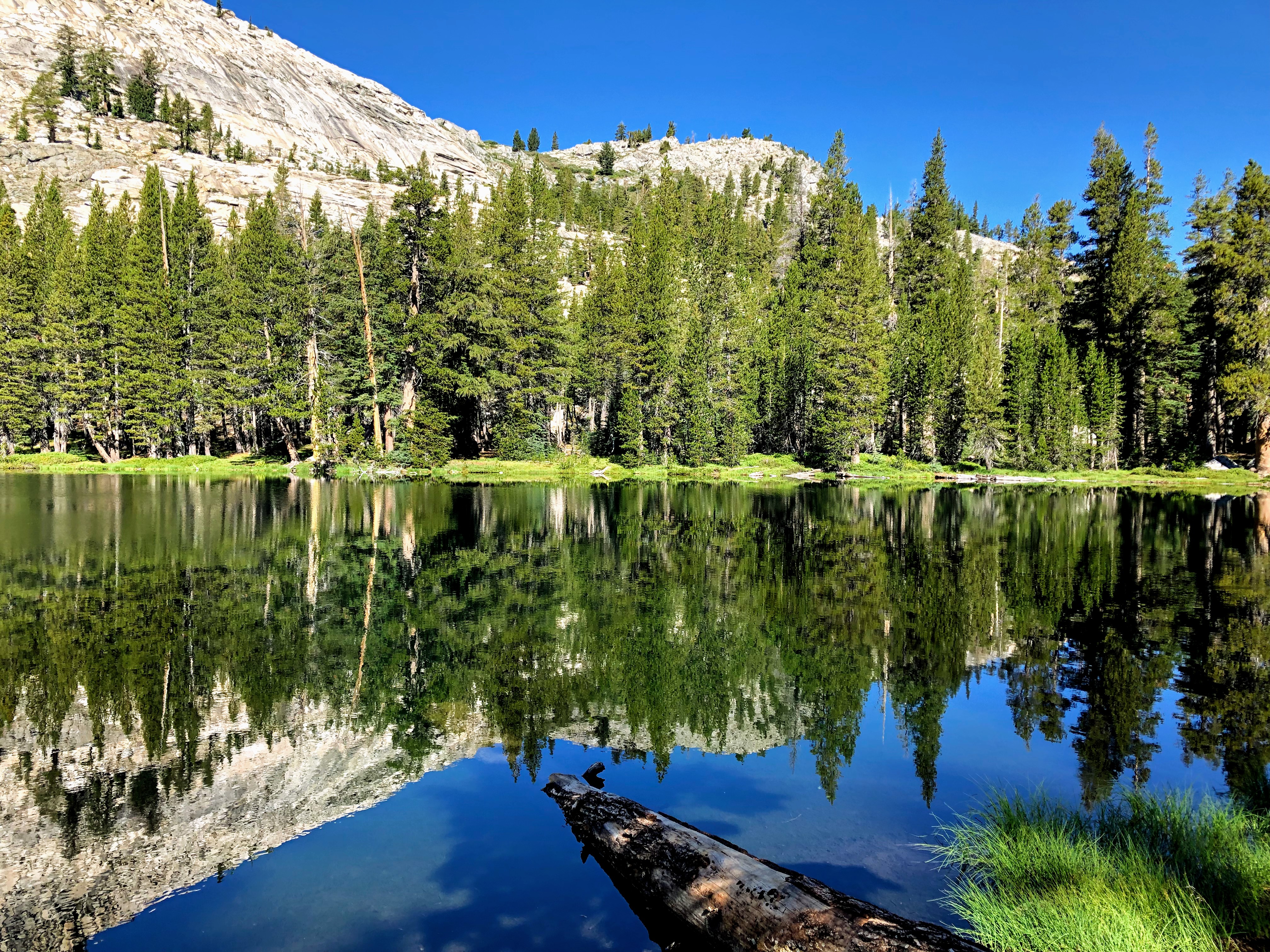 Backpacking 10 Lakes Trail in Yosemite National Park | Halicopter Away