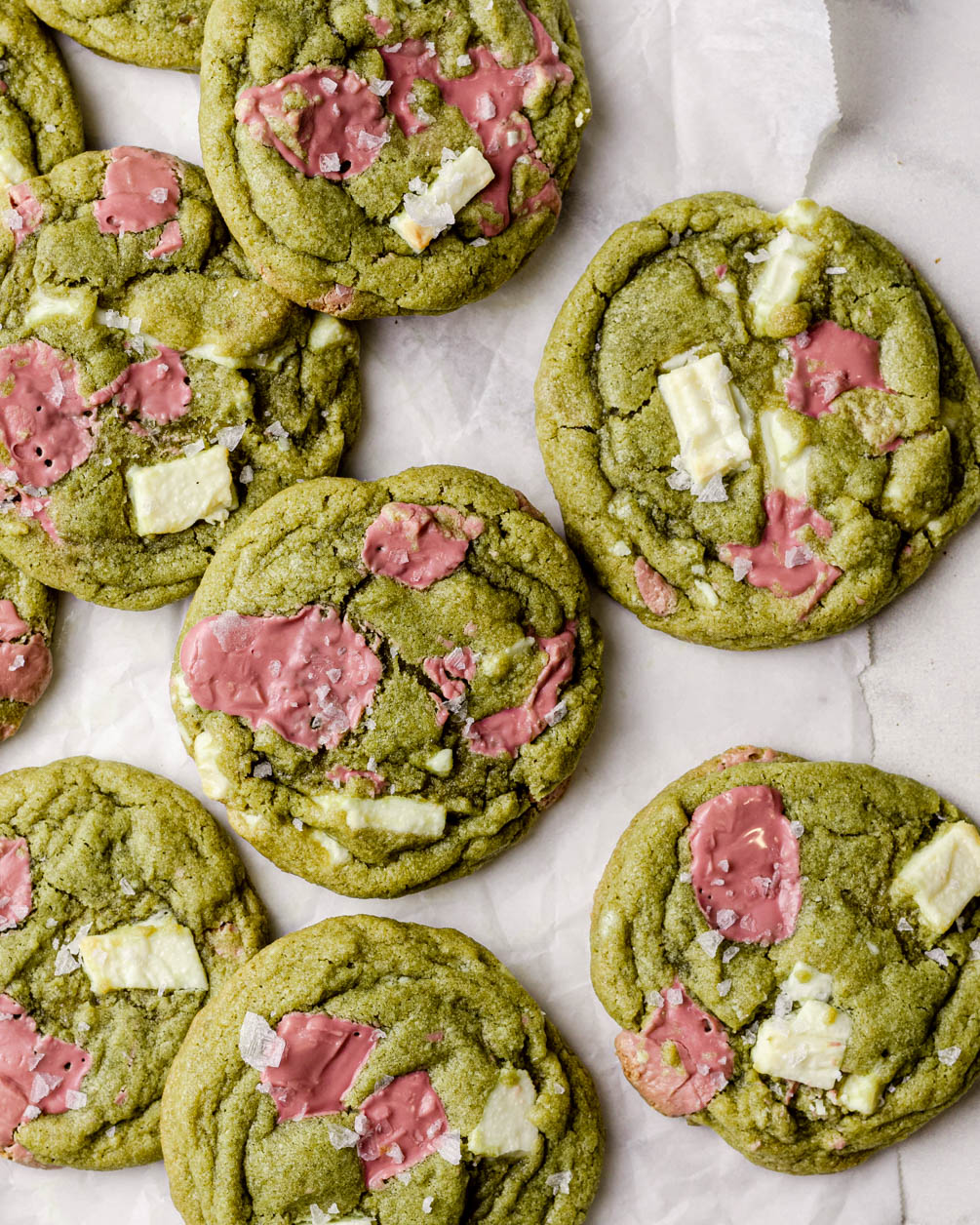Ruby and white chocolate chewy matcha cookies | Halicopter Away