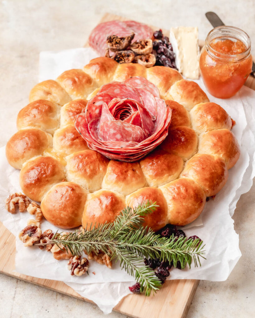 milk bread wreath