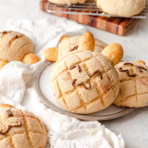 bunny melon pan on plate