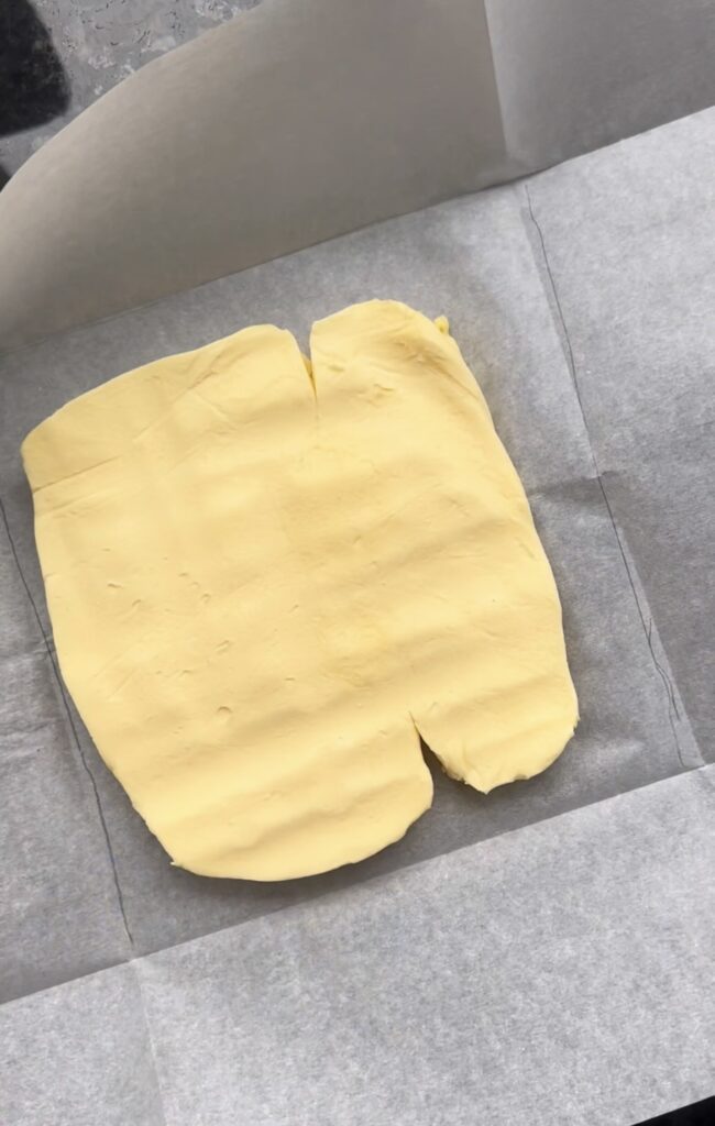 preparing butter block for laminatino
